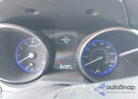 2015 Subaru Outback 2.5I Limited z USA, uszkodzony, nr VIN 4S4BSBNC0F3330466